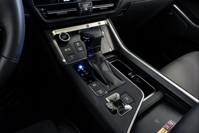 Photo of 2025 Black Lexus GX 550