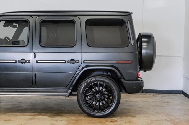 Photo of 2021 Black Mercedes-Benz G-Class