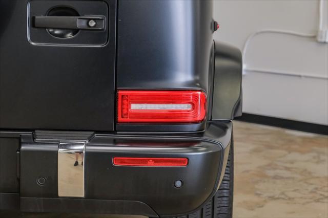 Photo of 2021 Black Mercedes-Benz G-Class