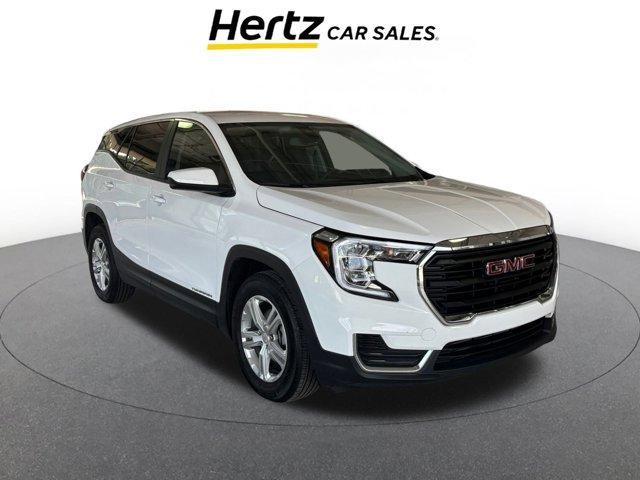 Photo of 2024 Summit White GMC Terrain