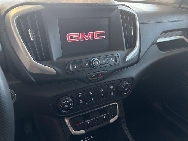 Photo of 2024 Summit White GMC Terrain