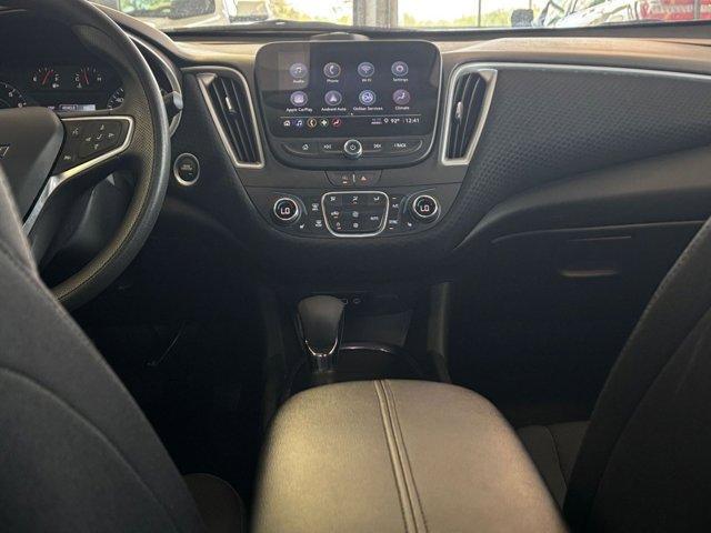 Photo of 2024 Mineral Gray Metallic Chevrolet Malibu