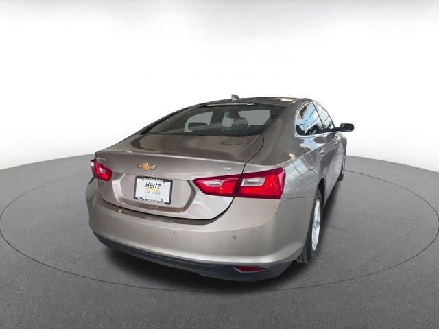 Photo of 2024 Mineral Gray Metallic Chevrolet Malibu