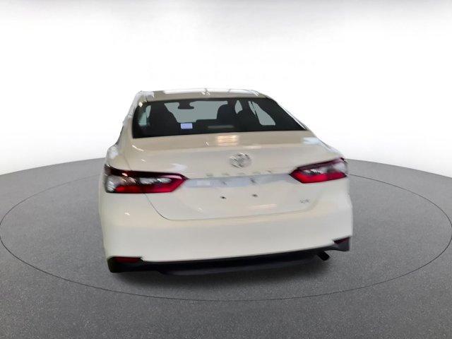 Photo of 2024 White Toyota Camry