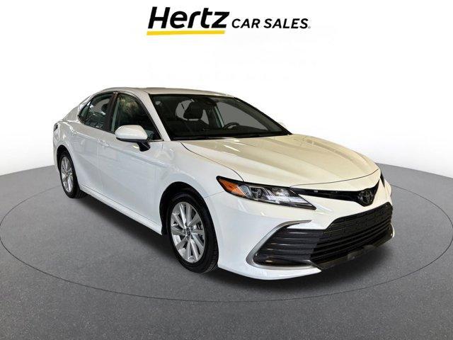 Photo of 2024 White Toyota Camry