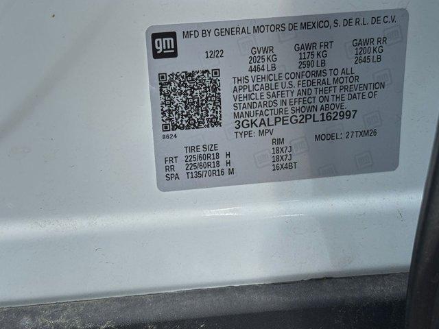 Photo of 2023 Summit White GMC Terrain