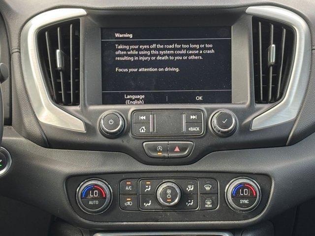 Photo of 2023 Summit White GMC Terrain