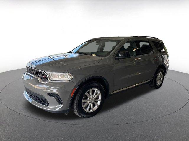 Photo of 2023 Destroyer Gray Clearcoat Dodge Durango