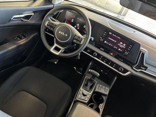 Photo of 2024 Steel Gray Kia Sportage