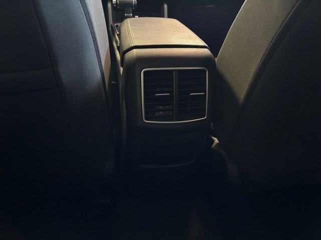 Photo of 2024 Steel Gray Kia Sportage