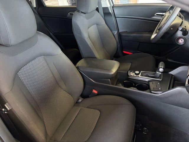 Photo of 2024 Steel Gray Kia Sportage