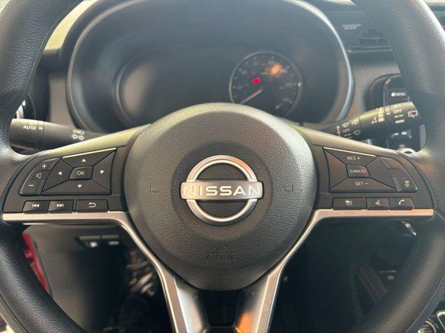 Photo of 2024 Scarlet Ember Tintcoat Nissan Kicks