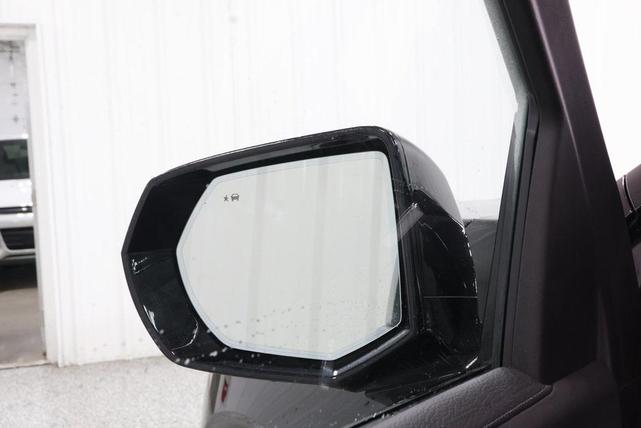 Photo of 2021 Onyx Black GMC Yukon XL