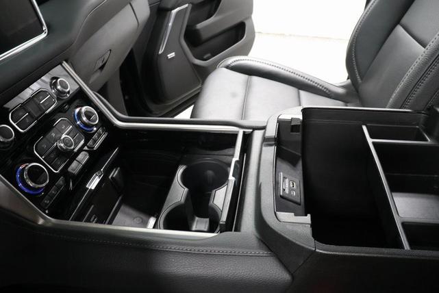 Photo of 2021 Onyx Black GMC Yukon XL