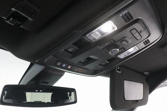 Photo of 2021 Onyx Black GMC Yukon XL