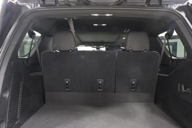 Photo of 2021 Onyx Black GMC Yukon XL