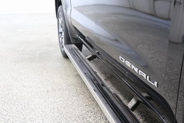 Photo of 2024 Onyx Black GMC Sierra 1500