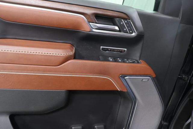 Photo of 2024 Onyx Black GMC Sierra 1500
