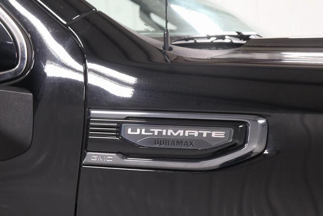Photo of 2024 Onyx Black GMC Sierra 1500