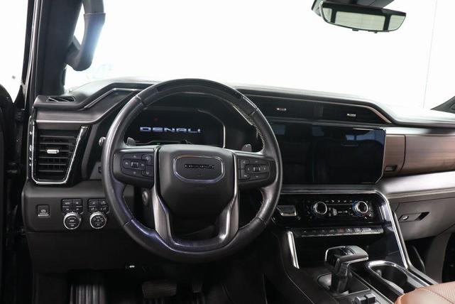 Photo of 2024 Onyx Black GMC Sierra 1500