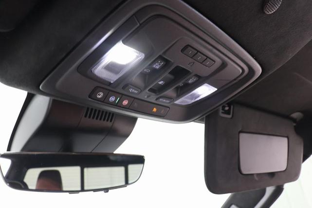 Photo of 2024 Onyx Black GMC Sierra 1500