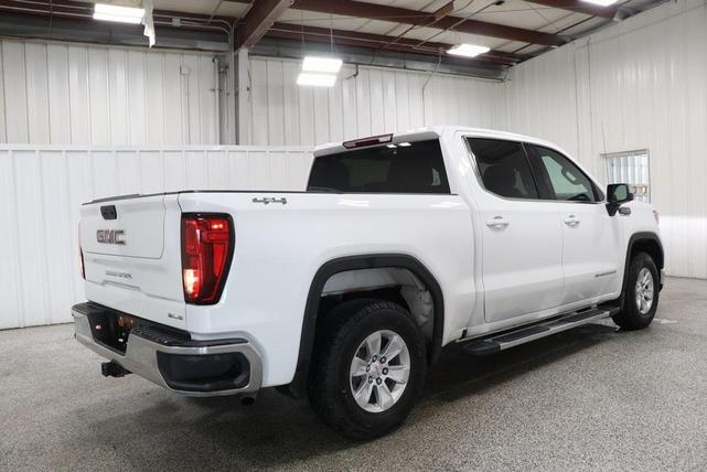 Photo of 2023 Summit White GMC Sierra 1500