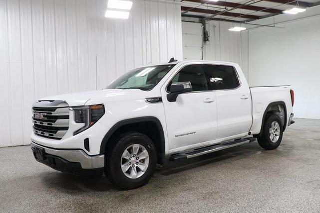 Photo of 2023 Summit White GMC Sierra 1500