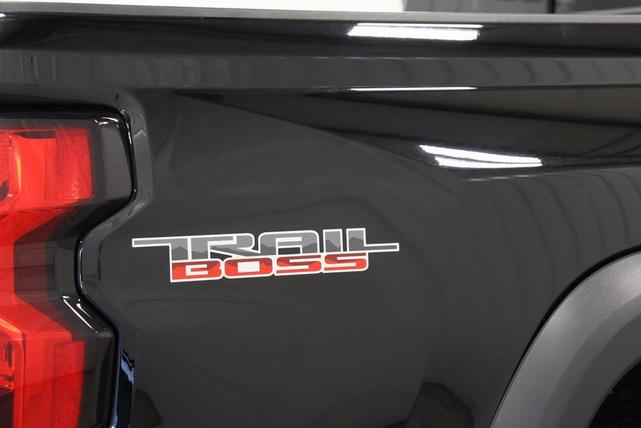 Photo of 2024 Black Chevrolet Colorado