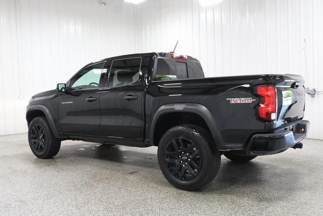Photo of 2024 Black Chevrolet Colorado