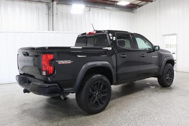 Photo of 2024 Black Chevrolet Colorado
