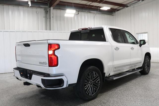 Photo of 2024 Pearl Chevrolet Silverado 1500