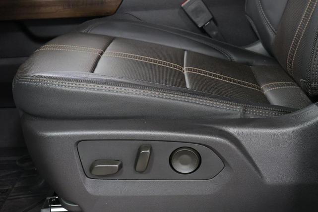 Photo of 2024 Pearl Chevrolet Silverado 1500