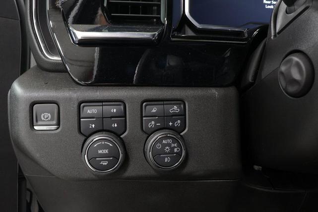 Photo of 2024 Pearl Chevrolet Silverado 1500