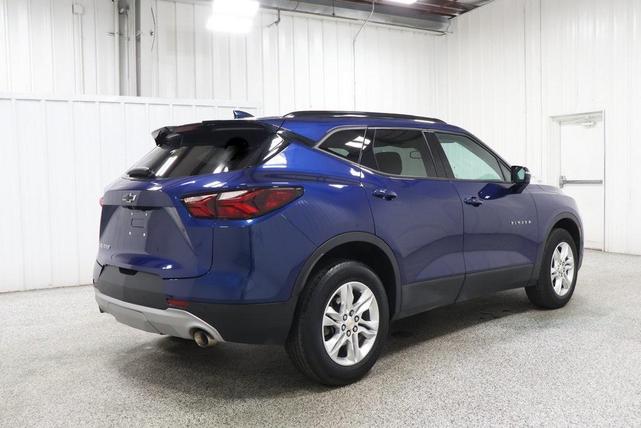 Photo of 2022 Blue Glow Metallic Chevrolet Blazer