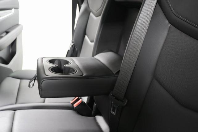 Photo of 2021 Stellar Black Metallic Cadillac XT5
