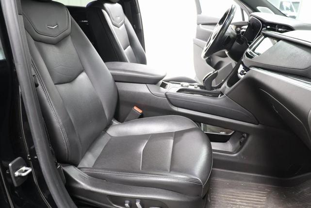 Photo of 2021 Stellar Black Metallic Cadillac XT5