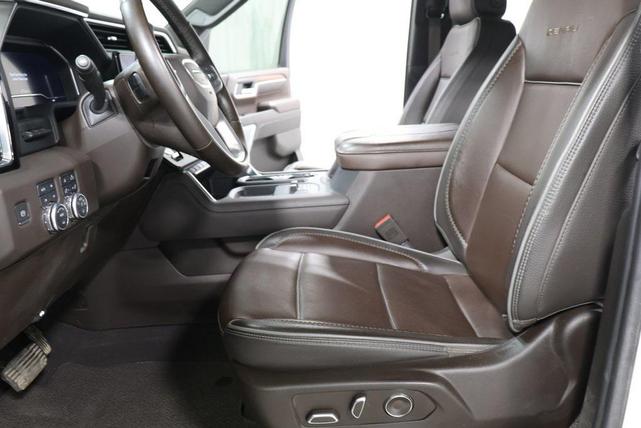 Photo of 2024 White Frost Tricoat GMC Sierra 2500