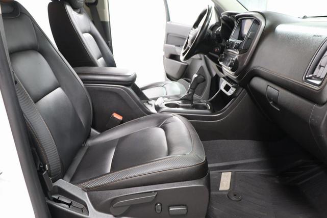 Photo of 2021 Summit White GMC Canyon