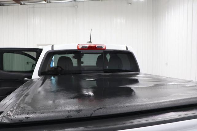 Photo of 2021 Summit White GMC Canyon