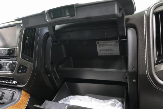 Photo of 2019 Black Chevrolet Silverado 2500