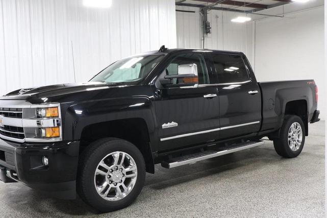 Photo of 2019 Black Chevrolet Silverado 2500