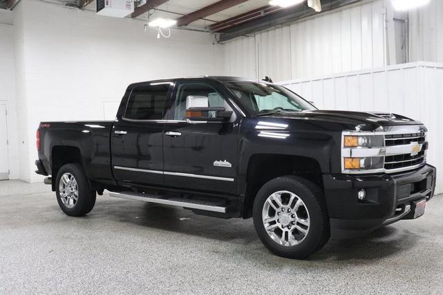 Photo of 2019 Black Chevrolet Silverado 2500