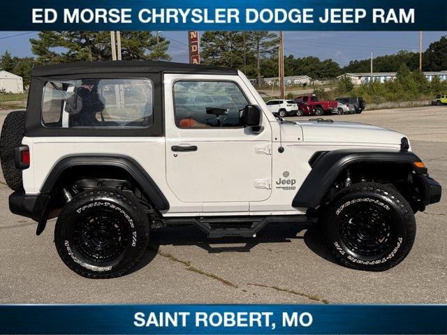 Photo of 2019 Bright White Clearcoat Jeep Wrangler