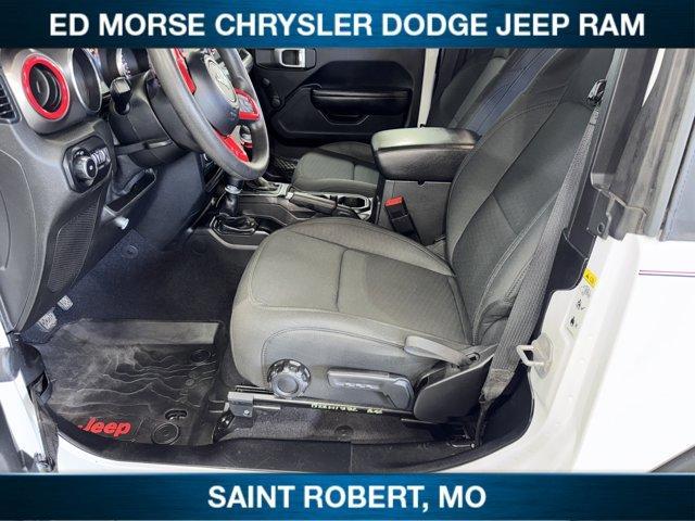 Photo of 2019 Bright White Clearcoat Jeep Wrangler