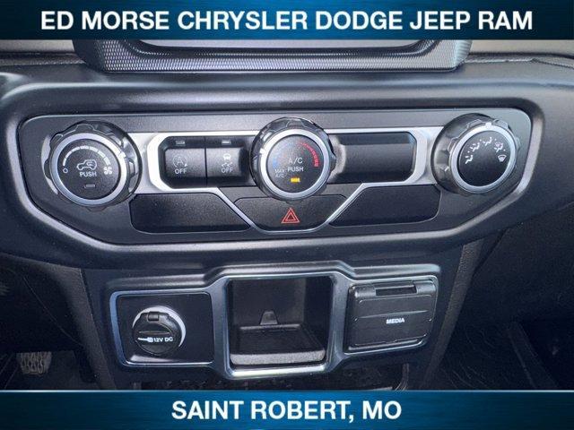 Photo of 2019 Bright White Clearcoat Jeep Wrangler