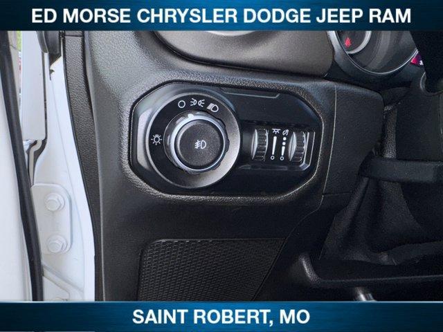 Photo of 2019 Bright White Clearcoat Jeep Wrangler