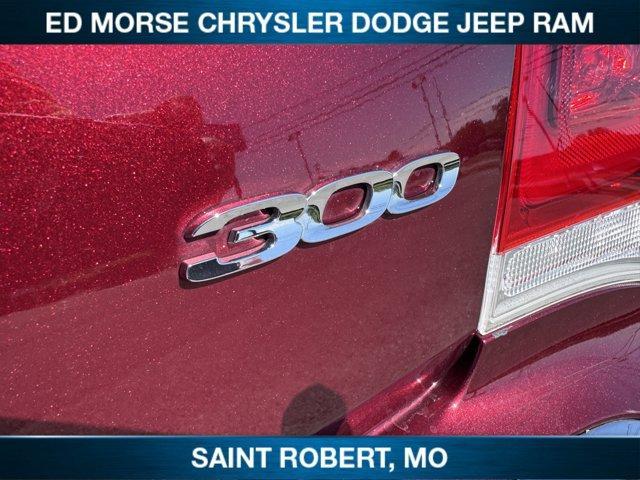 Photo of 2021 Velvet Red Pearlcoat Chrysler 300