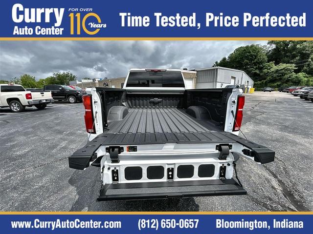 Photo of 2025 Summit White Chevrolet Silverado 2500