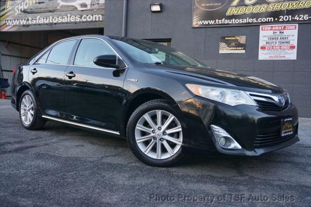 2014 Toyota Camry Hybrid