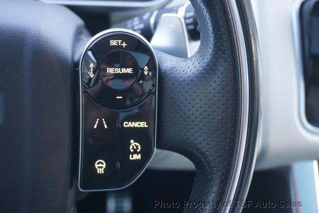 Photo of 2019 Fuji White Land Rover Range Rover Sport